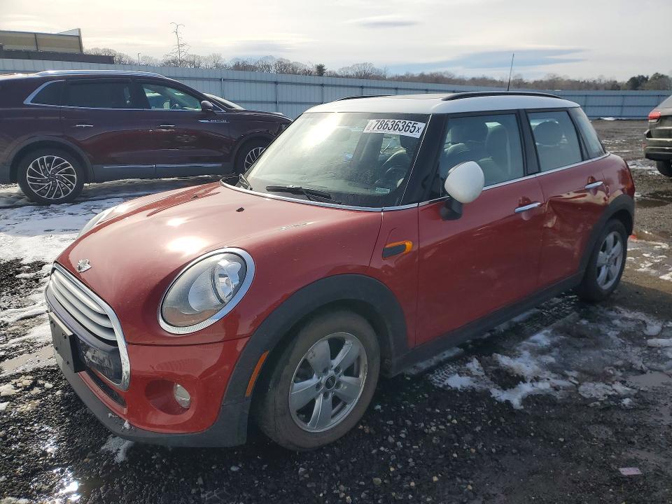 2015 MINI COOPER — VIN WMWXS5C5XFT833841