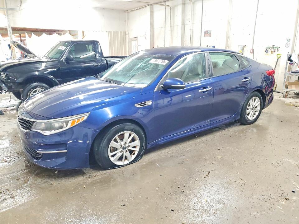 2016 KIA OPTIMA — VIN 5XXGT4L30GG006621