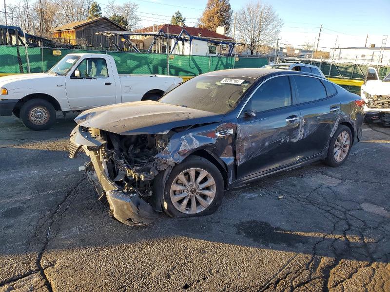 2017 KIA OPTIMA — VIN 5XXGT4L36HG124237