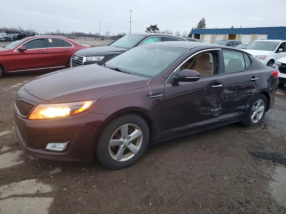 2015 KIA OPTIMA — VIN 5XXGM4A72FG397305
