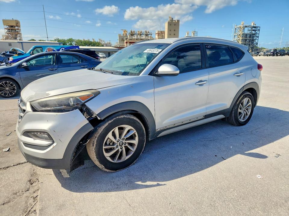 2018 HYUNDAI TUCSON — VIN KM8J33A42JU664451