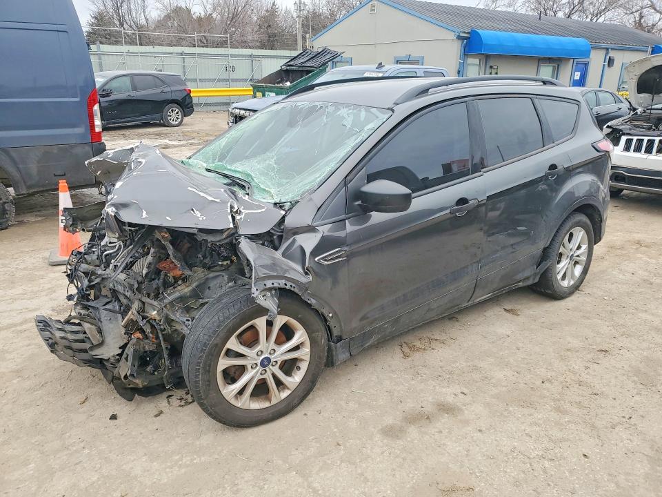 2018 FORD ESCAPE — VIN 1FMCU0F73JUA97383