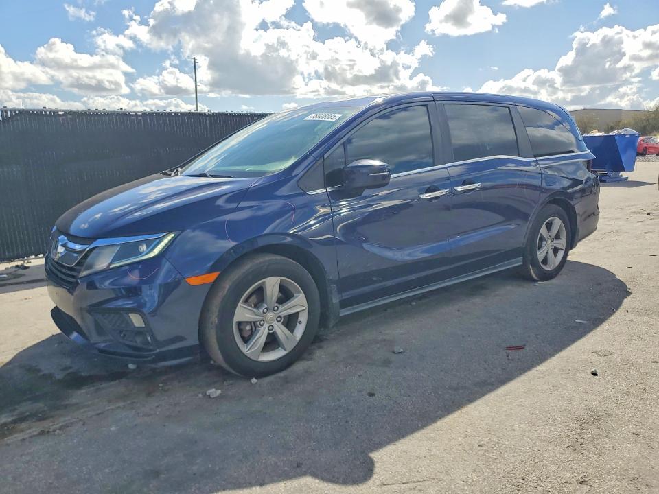 2018 HONDA ODYSSEY — VIN 5FNRL6H70JB086934