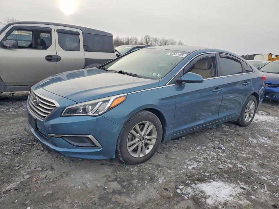 2016 HYUNDAI SONATA SE — VIN 5NPE24AF7GH356632