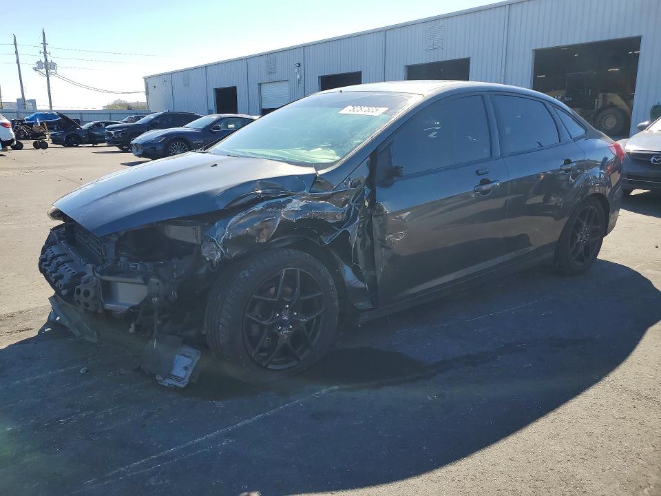 2016 FORD FOCUS — VIN 1FADP3F24GL382099