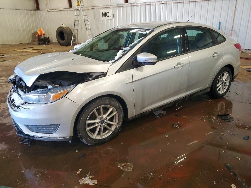2015 FORD FOCUS — VIN 1FADP3F23FL270571
