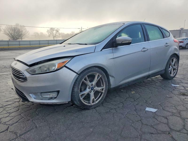 2016 FORD FOCUS — VIN 1FADP3N2XGL310180