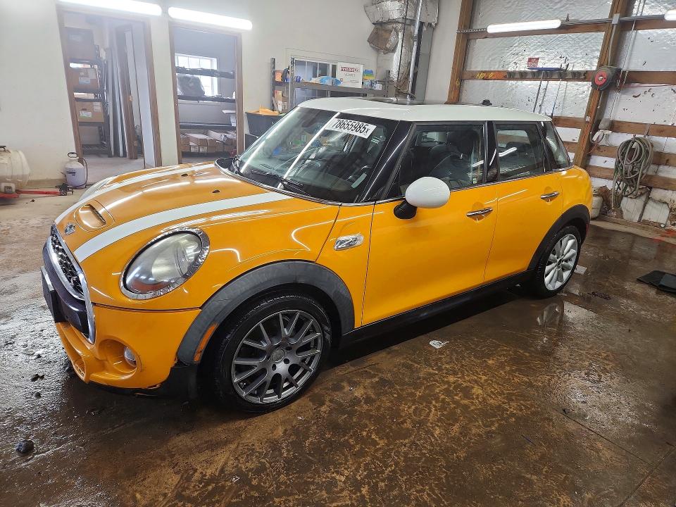 2017 MINI COOPER — VIN WMWXU3C30H2F49238