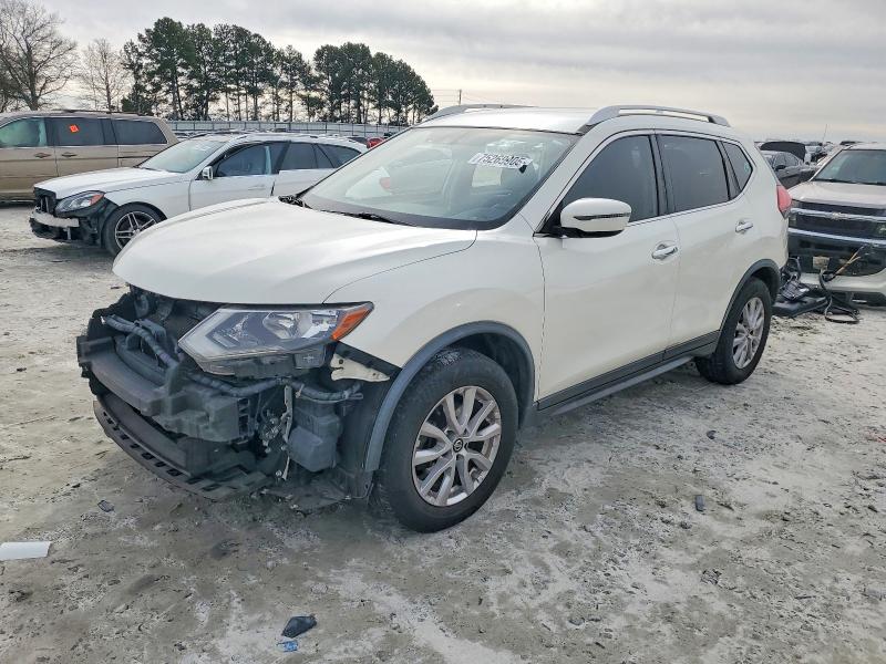 2017 NISSAN ROGUE — VIN JN8AT2MT8HW136563
