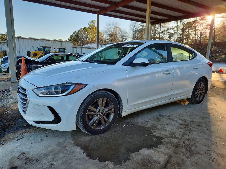 2018 HYUNDAI ELANTRA — VIN 5NPD84LF7JH365197