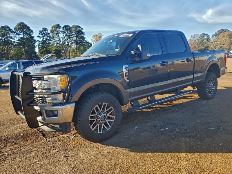 2017 FORD F250 SUPER — VIN 1FT7W2B68HED57564