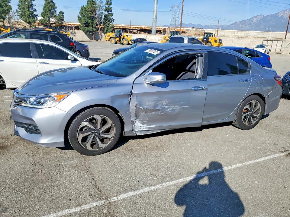 2017 HONDA ACCORD — VIN 1HGCR2F73HA223692