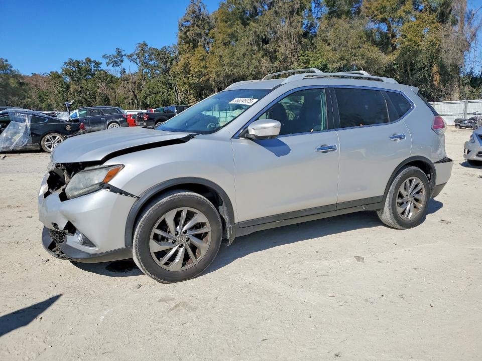 2015 NISSAN ROGUE — VIN 5N1AT2MT4FC879159