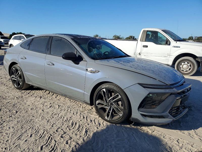 KMHL54JC2SA438350