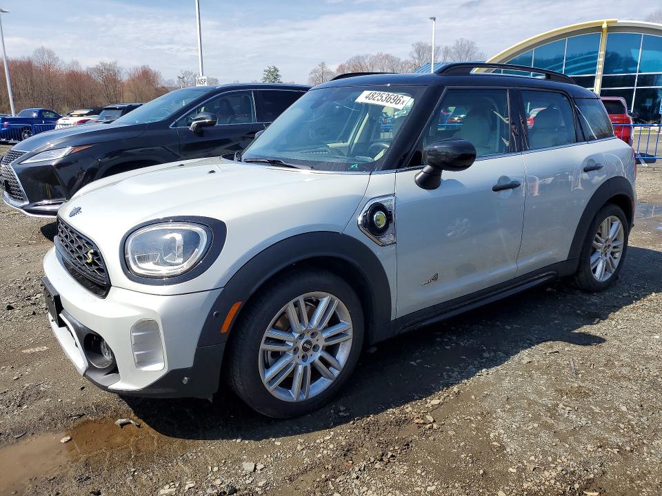 2022 MINI COOPER — VIN WMZ23BS02N3N89647