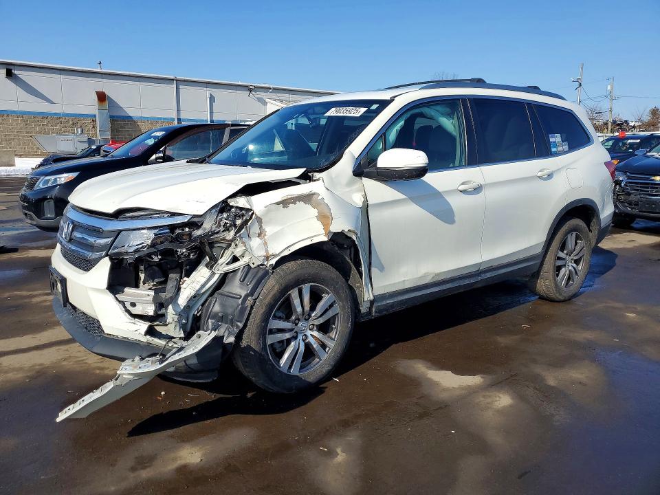 2016 HONDA PILOT — VIN 5FNYF6H59GB031196