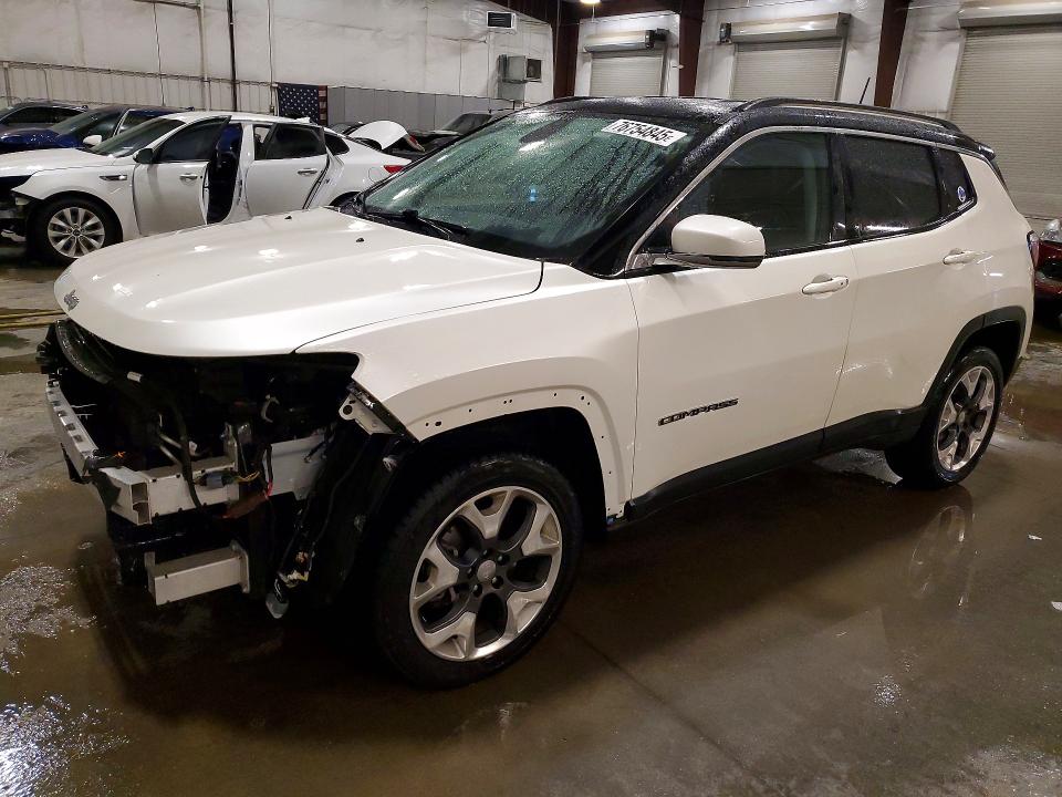 2017 JEEP COMPASS — VIN 3C4NJDCB3HT631928