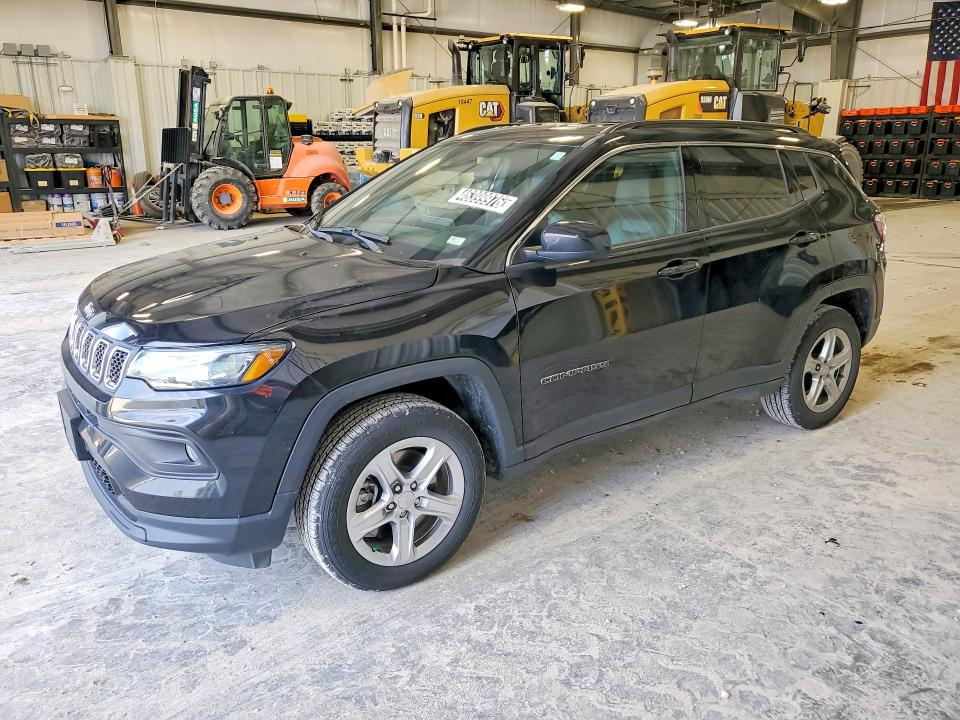 2023 JEEP COMPASS — VIN 3C4NJDBN4PT524445
