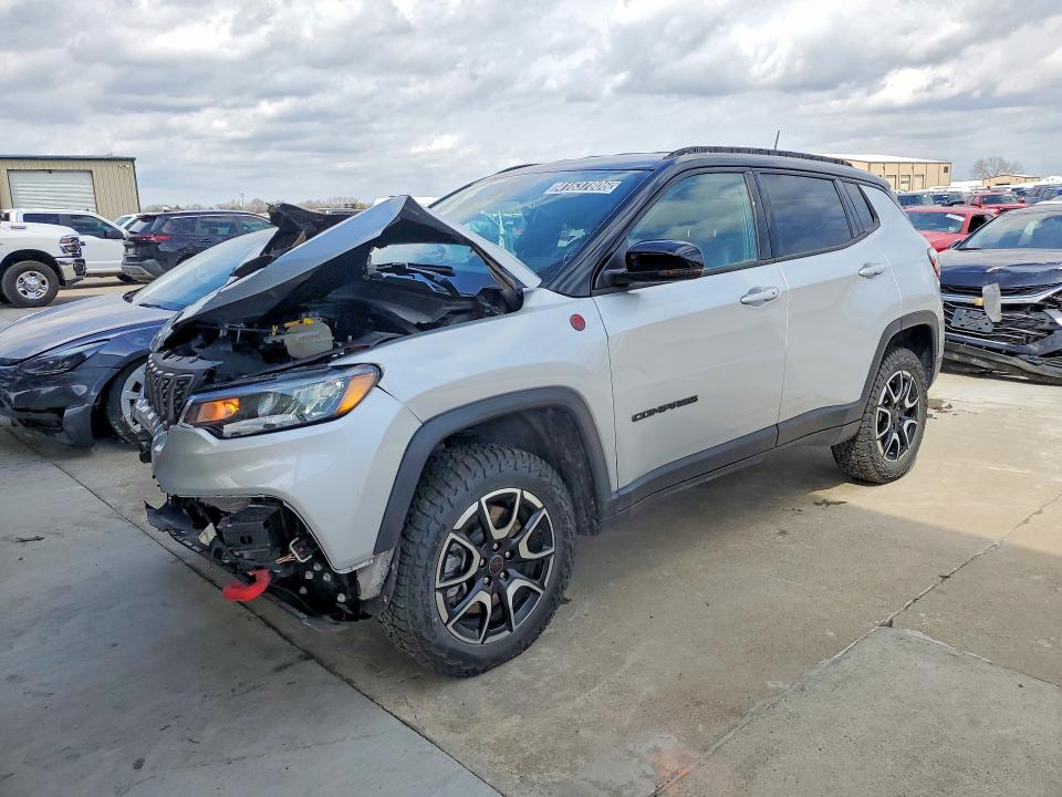 2025 JEEP COMPASS — VIN 3C4NJDDN6ST584393