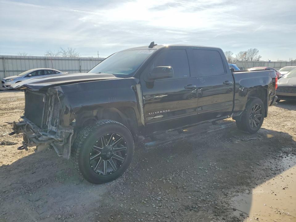 2018 CHEVROLET SILVERADO — VIN 3GCUKREC1JG256129