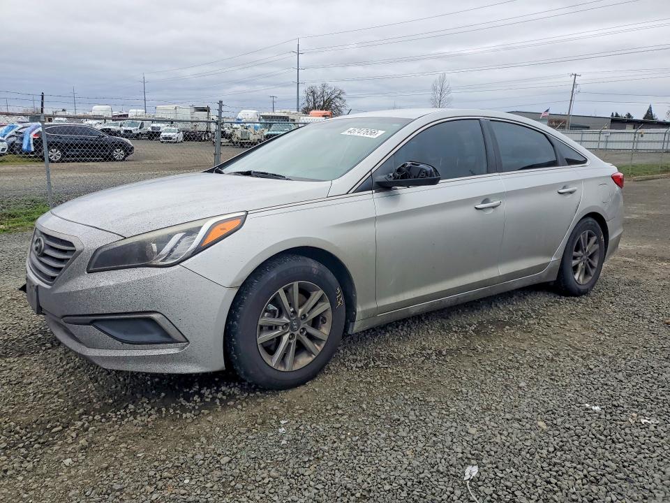 2016 HYUNDAI SONATA — VIN 5NPE24AF6GH303114
