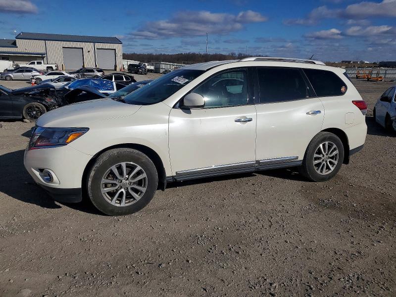 2015 NISSAN PATHFINDER — VIN 5N1AR2MM2FC707431