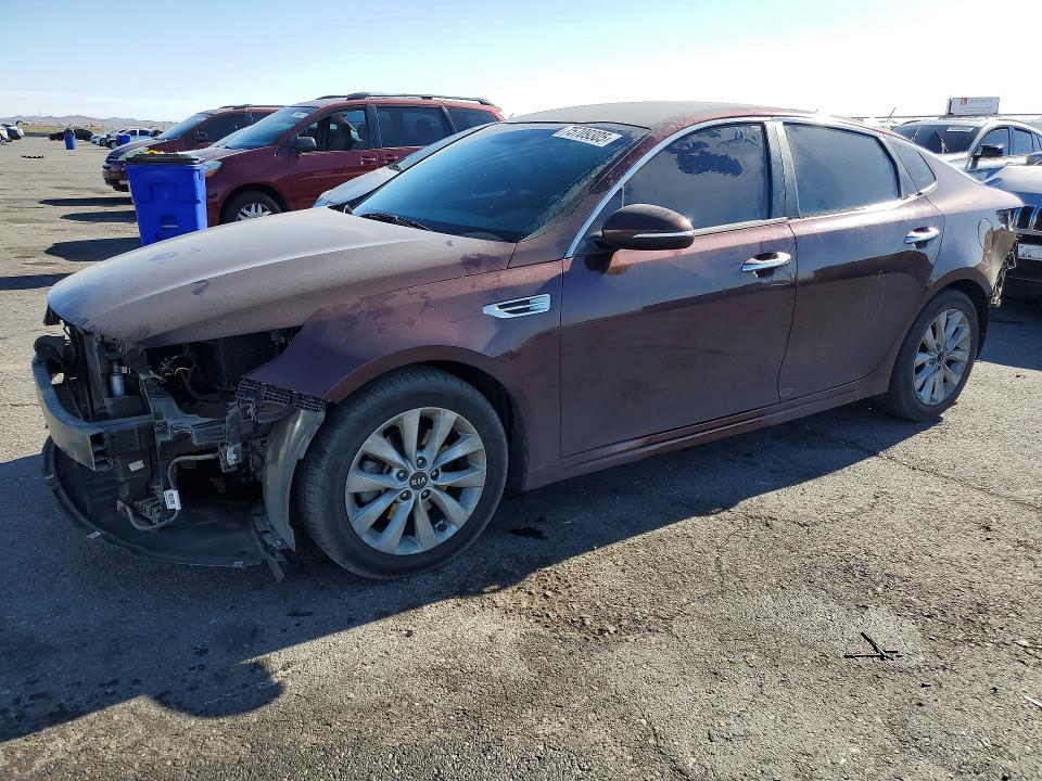 2016 KIA OPTIMA — VIN 5XXGT4L38GG083821