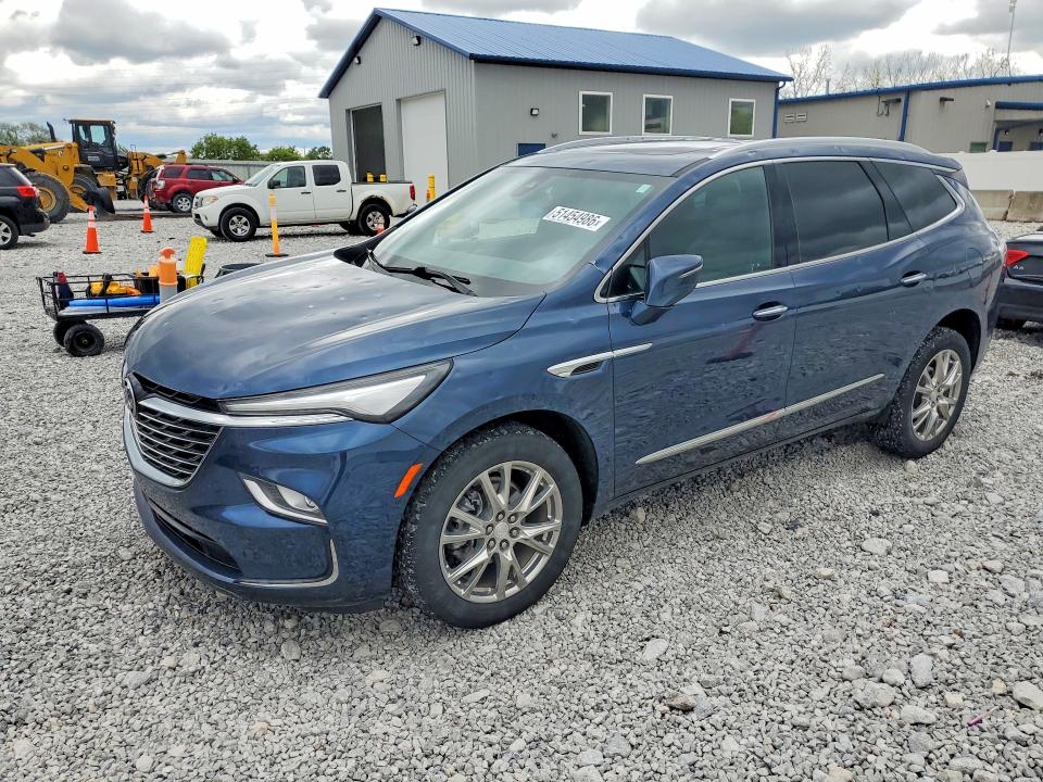 2022 BUICK ENCLAVE — VIN 5GAEVAKW8NJ139729