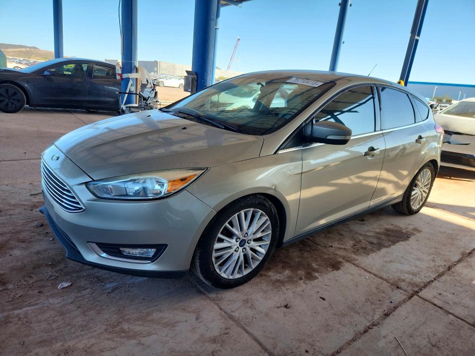 2016 FORD FOCUS — VIN 1FADP3N24GL307842