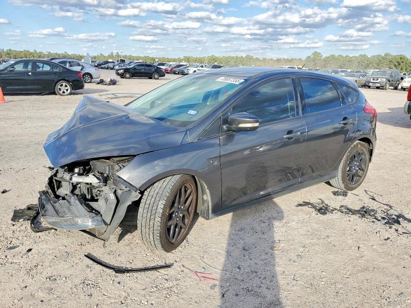 2016 FORD FOCUS — VIN 1FADP3K22GL360852