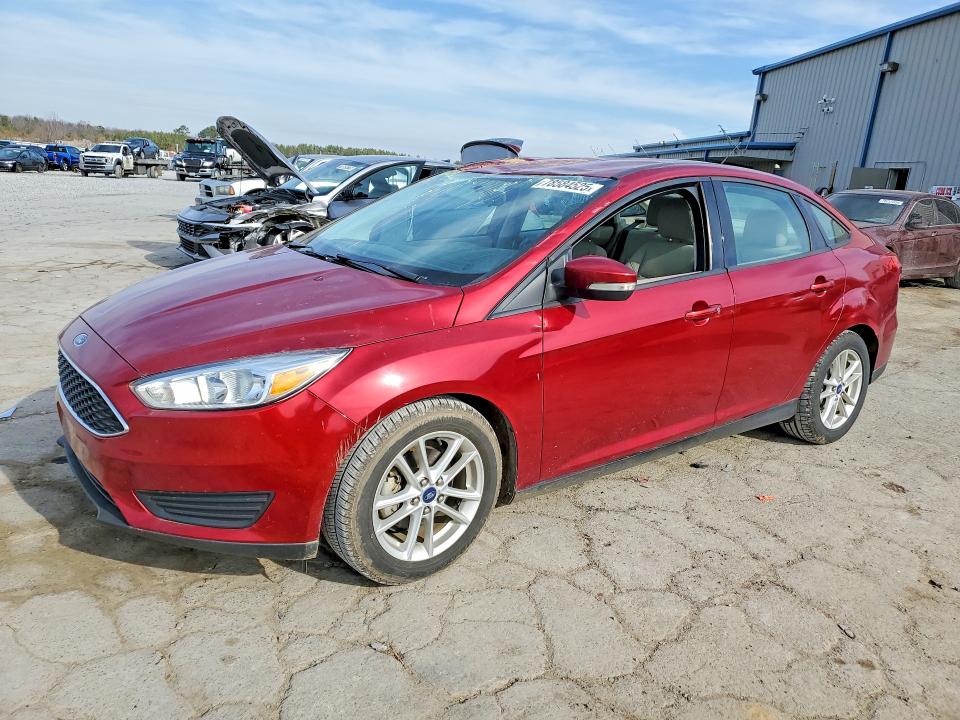 2015 FORD FOCUS — VIN 1FADP3F28FL259517
