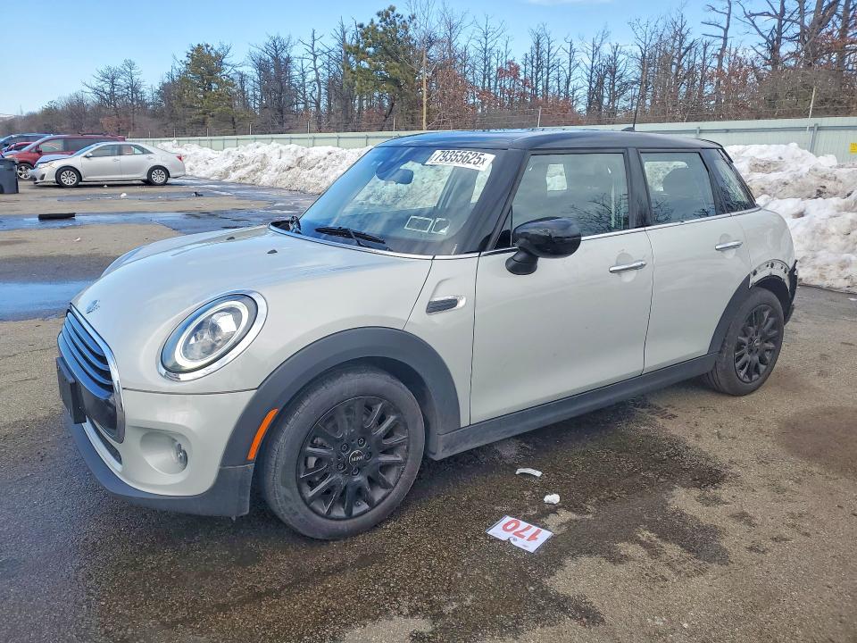 2020 MINI COOPER — VIN WMWXU7C04L2M44320