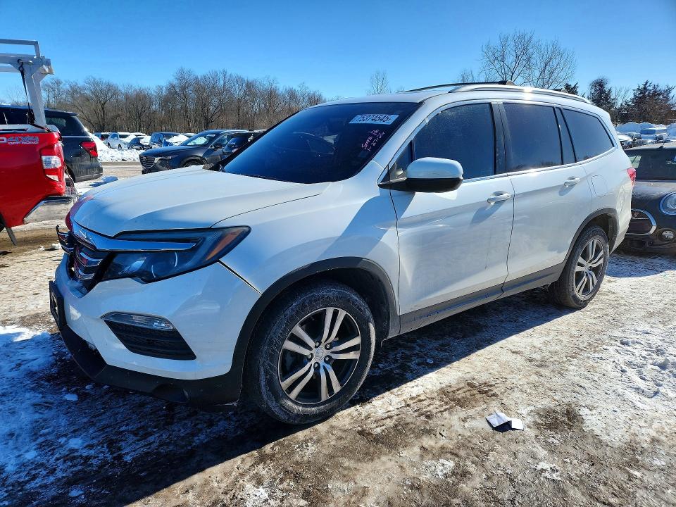 2017 HONDA PILOT — VIN 5FNYF6H5XHB057856