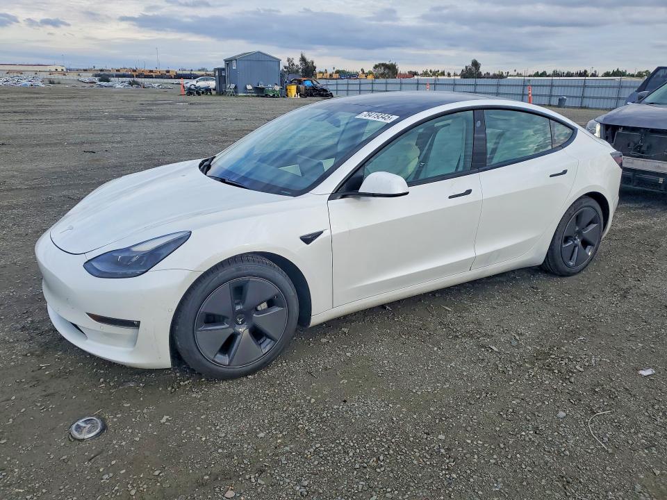 2021 TESLA MODEL 3 — VIN 5YJ3E1EB8MF876160