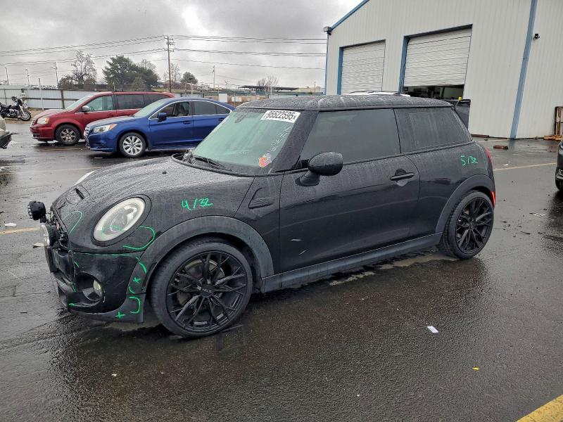 2015 MINI COOPER — VIN WMWXP7C53F2A59115