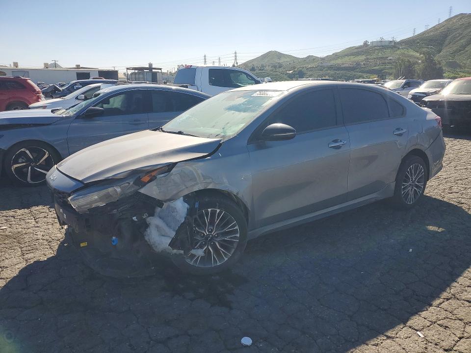 2024 KIA FORTE GT L — VIN 3KPF54AD1RE754002