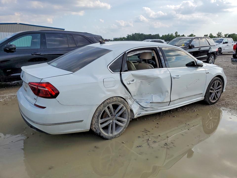 1VWDT7A31HC061696