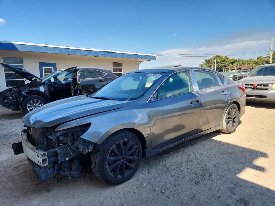 2017 NISSAN ALTIMA — VIN 1N4AL3AP5HC197711
