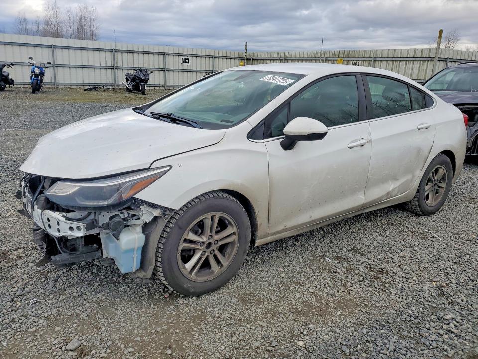 2018 CHEVROLET CRUZE — VIN 1G1BE5SM8J7193524