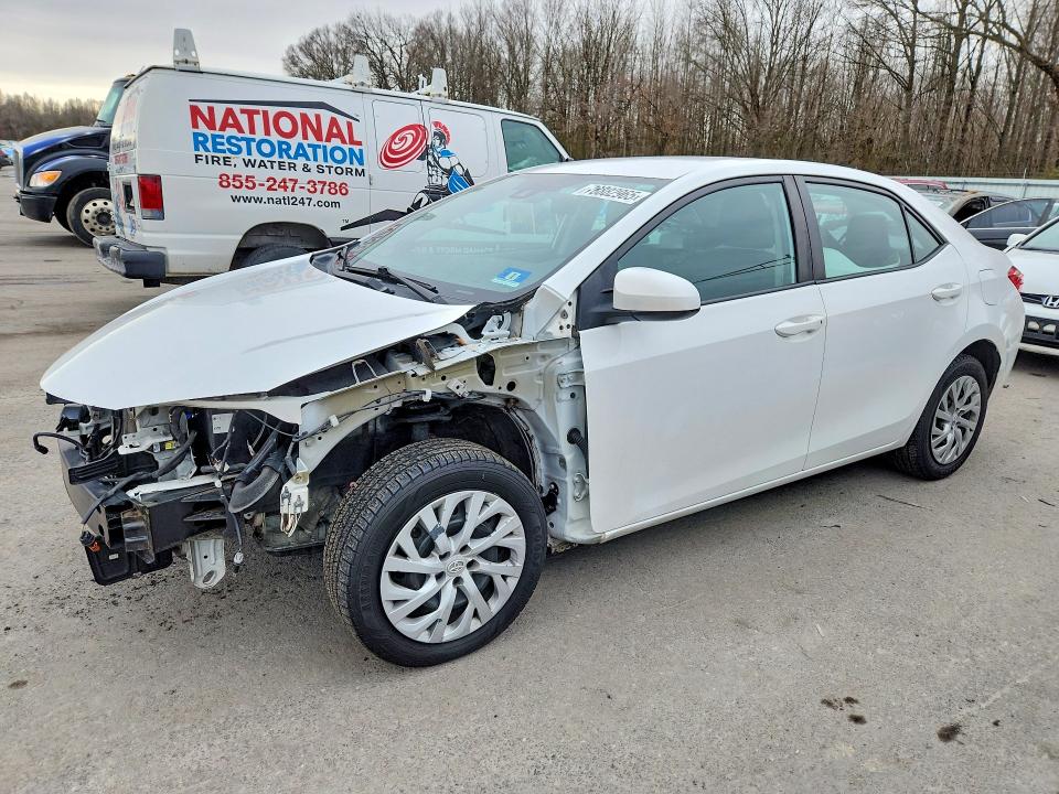 2018 TOYOTA COROLLA — VIN 2T1BURHE4JC052319