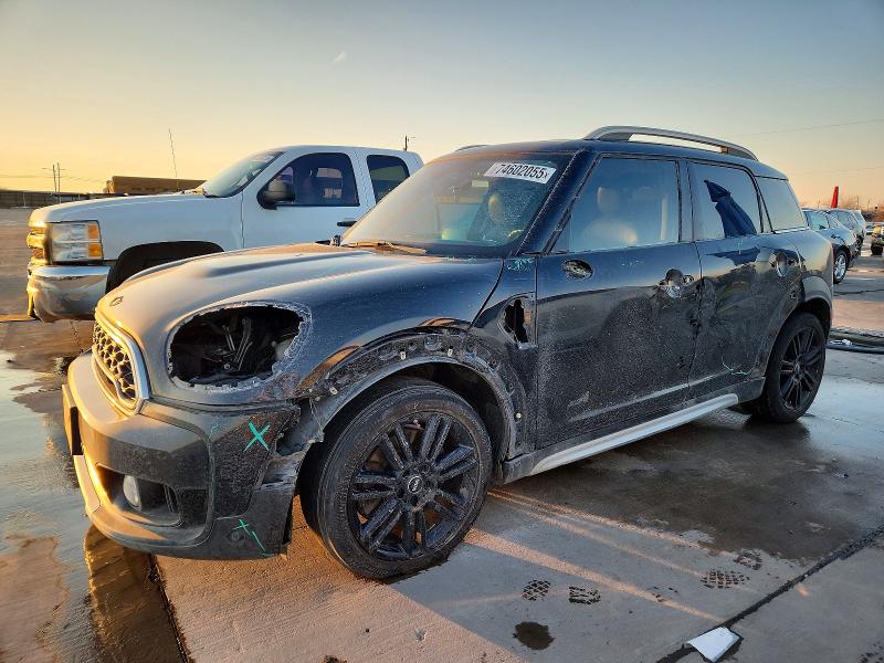 2018 MINI COOPER — VIN WMZYT5C3XJ3E61528