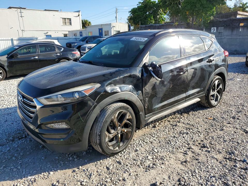 2018 HYUNDAI TUCSON — VIN KM8J33A28JU688526
