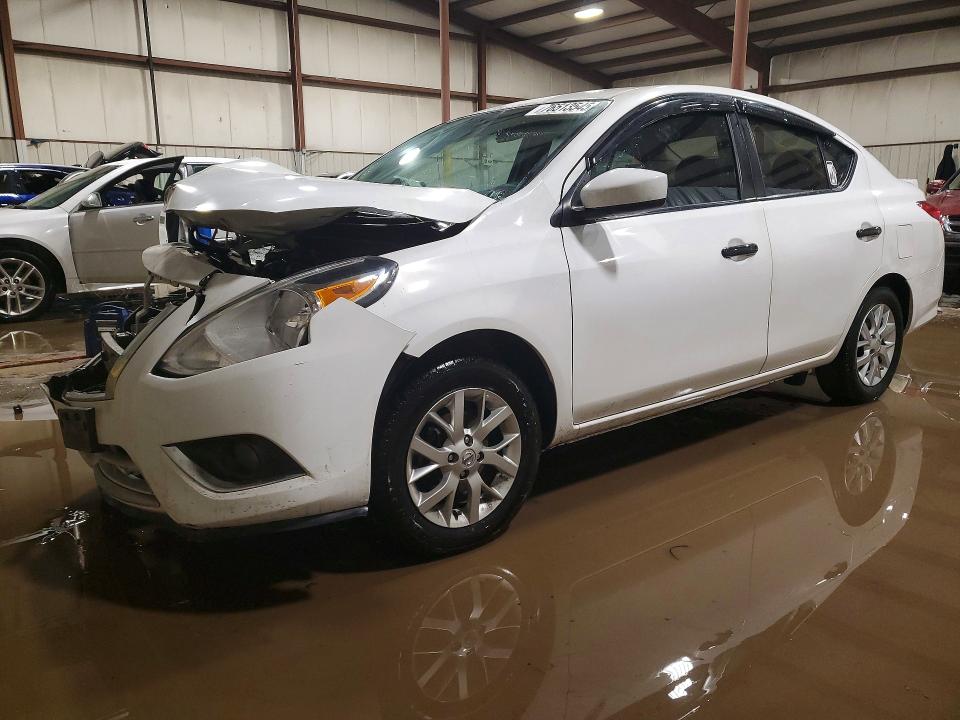 2018 NISSAN VERSA — VIN 3N1CN7AP4JL877116
