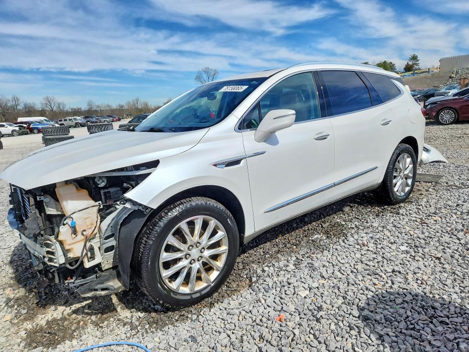 2018 BUICK ENCLAVE — VIN 5GAERCKW5JJ168597