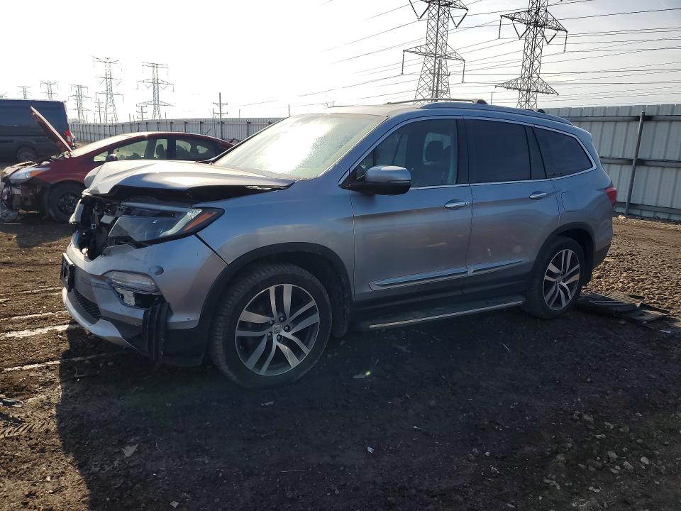 2017 HONDA PILOT — VIN 5FNYF6H02HB087227
