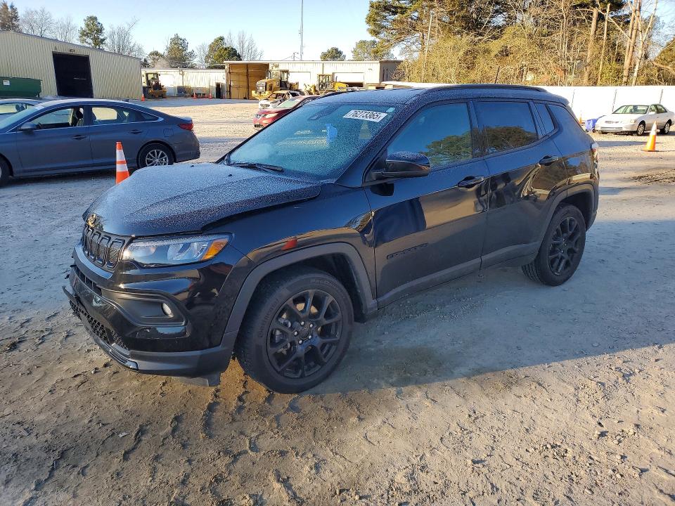 2022 JEEP COMPASS — VIN 3C4NJCBB5NT225141