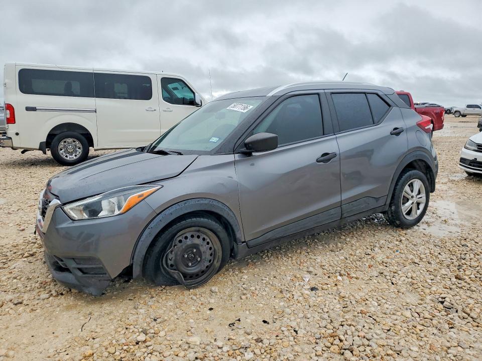 2019 NISSAN KICKS — VIN 3N1CP5CU6KL534570