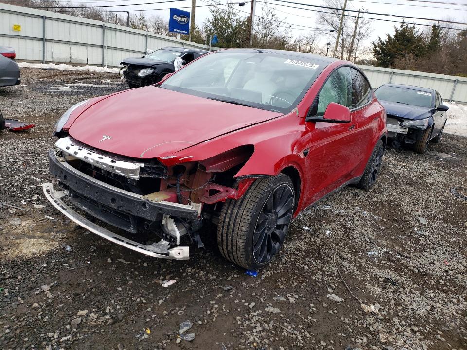 2022 TESLA MODEL Y — VIN 7SAYGDEF6NF497215