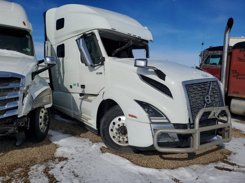 2021 VOLVO VN — VIN 4V4NC9EH4MN282057