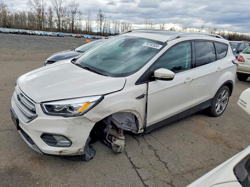 2017 FORD ESCAPE — VIN 1FMCU9JD9HUD12762